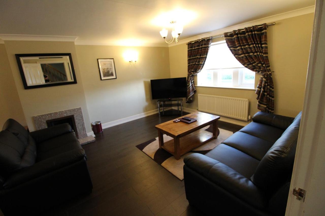 Plawsworth Hall Serviced Cottages And Apartments Durham Bagian luar foto